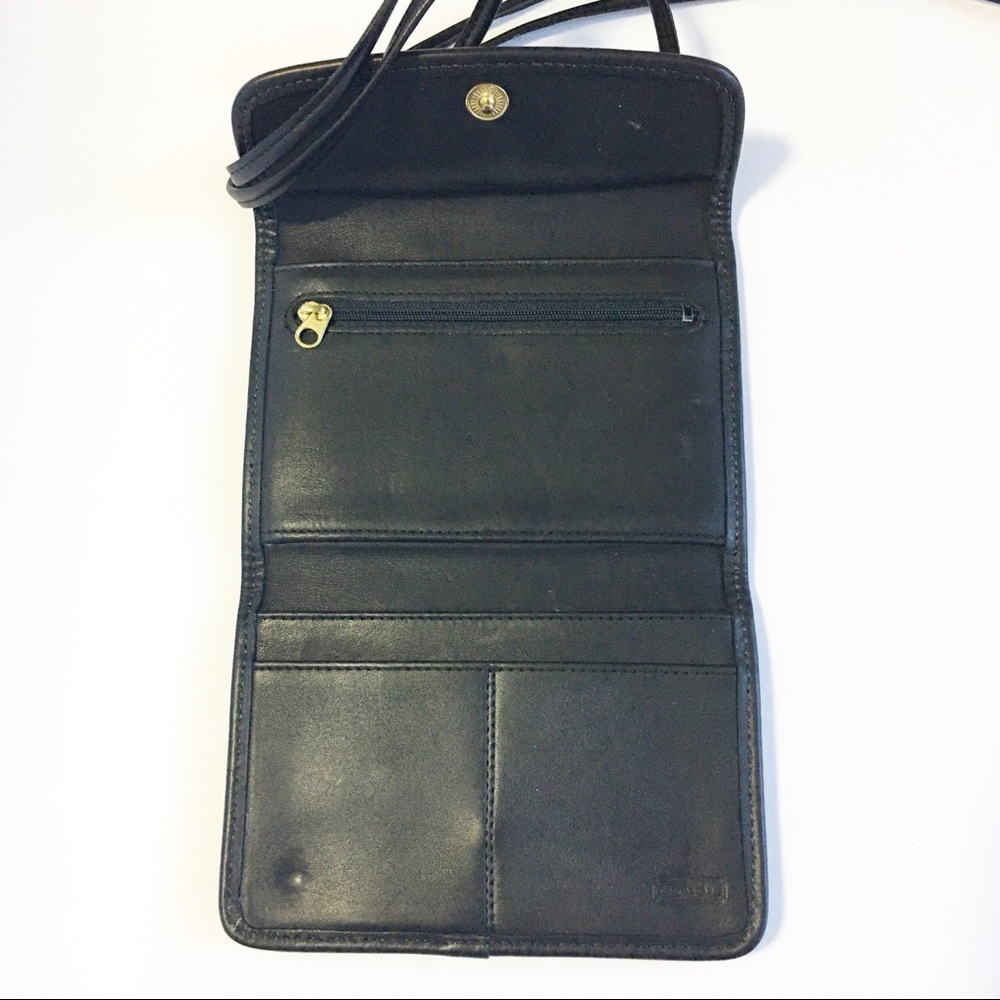 Coach vintage black leather cross body wallet - Picture 3 of 9
